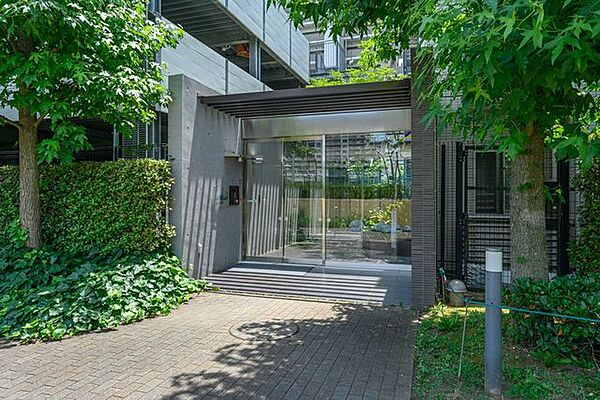 エントランスを拡大表示