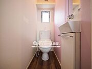 トイレにも手洗い場を設置しました。