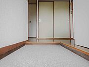 落ち着いた雰囲気の玄関があなたを出迎えます。