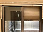 1Fシャッター（イメージ）