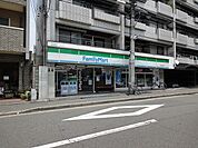 ファミリーマート 長者亀屋町店（126m）