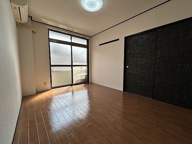 寝室