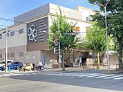 ライフ 堀川北山店（217m）
