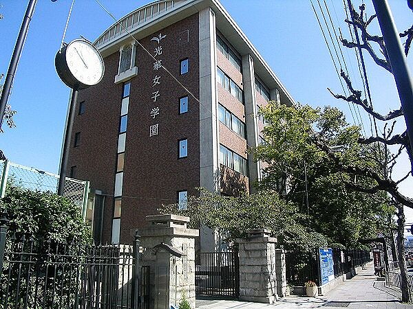 画像21:京都光華女子大学（586m）