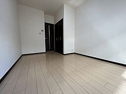 グロリアス八条 1階1Kのリビング/ダイニング