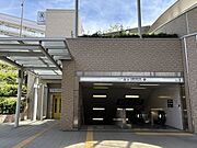 太秦天神川駅まで640m