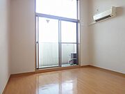 別号室のお写真でございます。