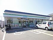 ファミリーマート 天神川高辻店（211m）