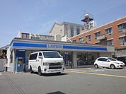 ローソン 西院春日通店（221m）