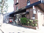 京都葛野郵便局（497m）