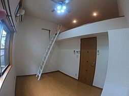 ダグラス中原 205 2階ワンルームのリビング/ダイニング