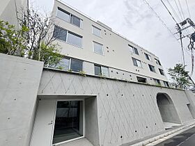 神宮前マンション 102 ｜ 東京都渋谷区神宮前３丁目15-19（賃貸マンション1R・1階・32.05㎡） その1