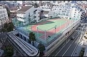 港区立赤坂小学校[550m]
