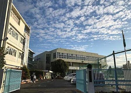 春日部中学校