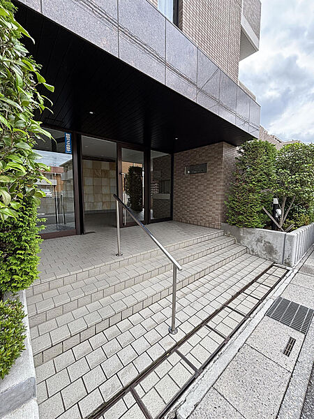 エントランスを拡大表示
