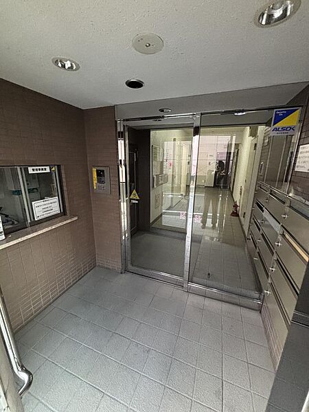 エントランスを拡大表示
