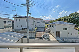 周辺は落ち着いた住宅街です。