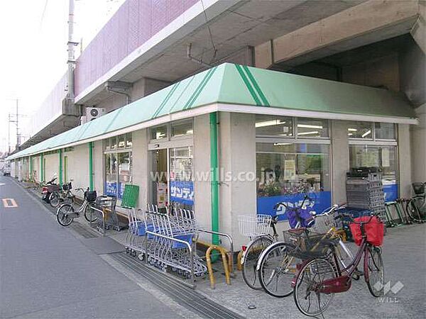 エントランスを拡大表示