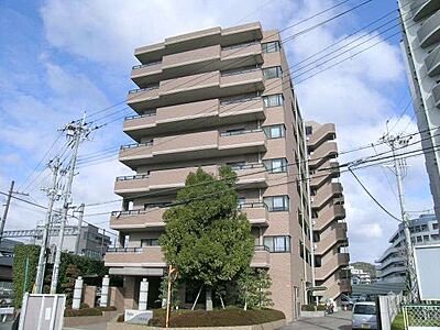 外観：レジオン川西多田の外観（タイル貼り）