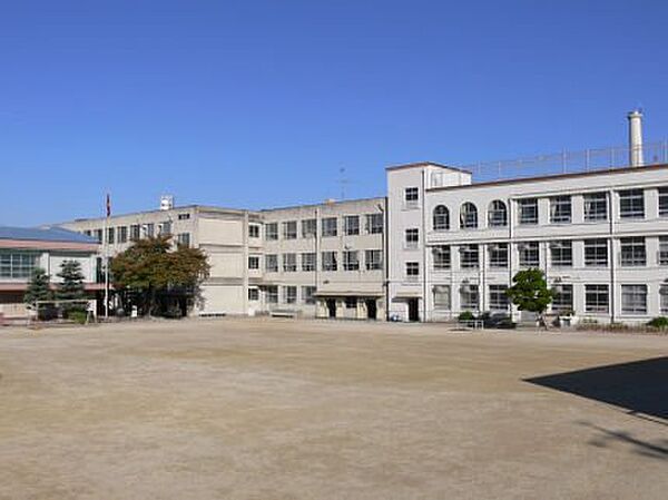 画像24:名古屋市立筒井小学校 370m