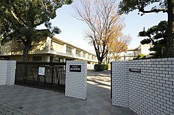 名古屋市立白山中学校 931m