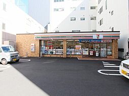 セブンイレブン名古屋丸の内3本町通店 97m