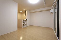 アバンサール 3階1LDKのリビング/ダイニング