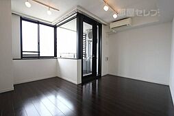 グラン・アベニュー 栄 4階ワンルームのリビング/ダイニング