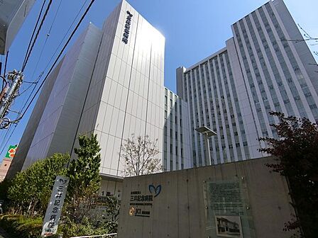 社会福祉法人三井記念病院 徒歩9分。 690m