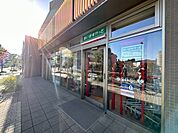 まいばすけっと京成曳舟駅前店 徒歩3分。 210m