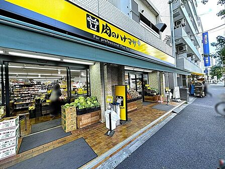 肉のハナマサPLUS 動坂店(マンション1階) 徒歩1分。 10m