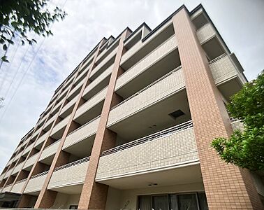 外観:外観(共用エントランス側) 外観:外観(共用エントランス側)