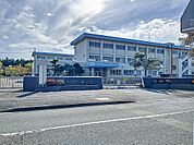 袋井市立高南小学校（992m）