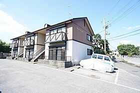 サングリーン　A 202 ｜ 群馬県太田市茂木町775-1（賃貸アパート2LDK・2階・52.81㎡） その1