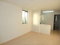 メタリカ　C 101 1階2LDKのリビング/ダイニング