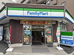 【コンビニエンスストア】ファミリーマート 横浜反町一丁目店まで289ｍ