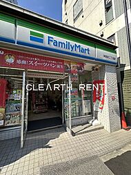 【コンビニエンスストア】ファミリーマート 神宮前二丁目店まで438ｍ