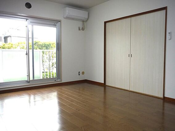 リビング/ダイ...