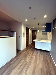 アフロディーテ 201 2階1LKのリビング/ダイニング