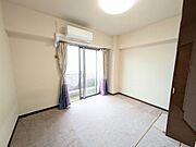 たっぷりの陽光に包まれる明るい住まい。 