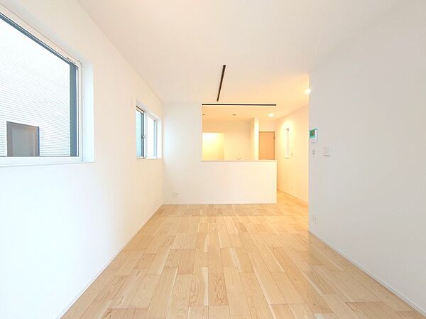 リビング/ダイニングを拡大表示