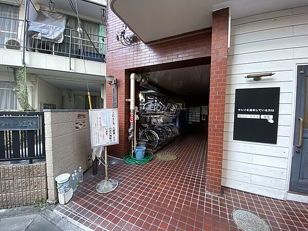 エントランスを拡大表示