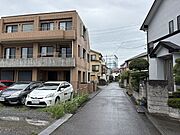 前面道路含む外観