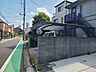 外観：前面道路含む現地写真 