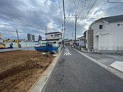 前面道路含む現地写真 