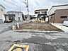 外観：前面道路含む現地写真 
