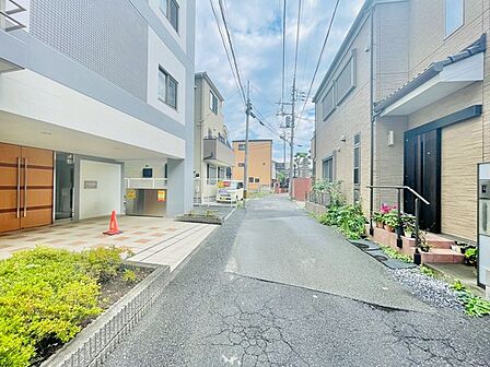 前面道路含む現地写真 