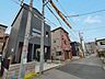 外観：前面道路含む現地写真 