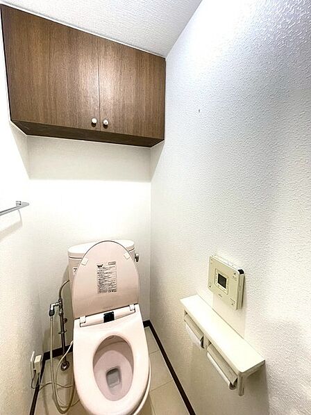 清潔好きには欠かせないウォシュレット機能付き。 