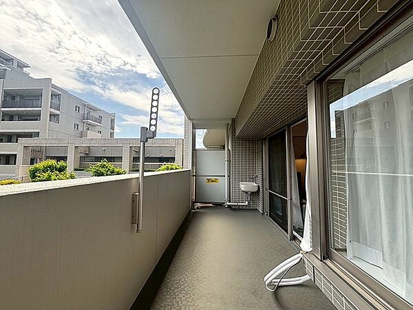 バルコニーを拡大表示